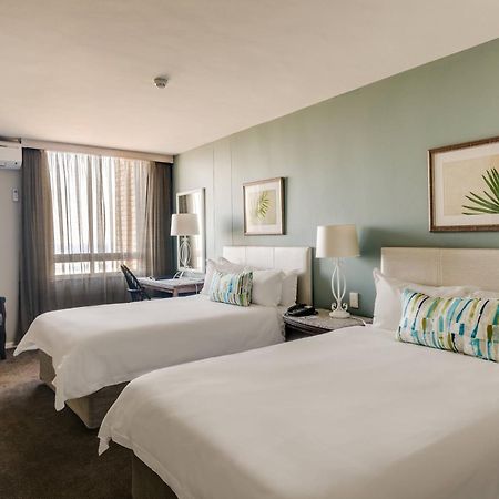 Protea Hotel By Marriott Karridene Beach امانزيمتوتي المظهر الخارجي الصورة