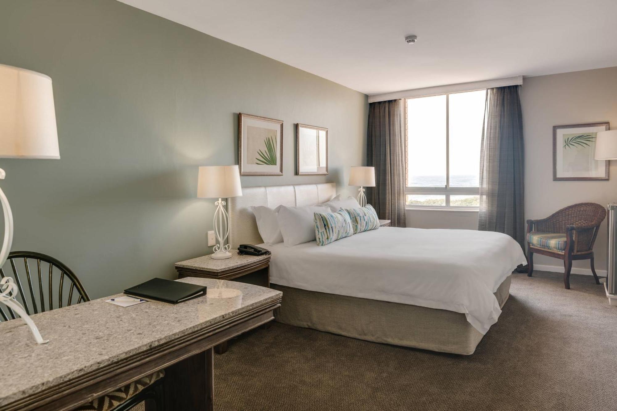 Protea Hotel By Marriott Karridene Beach امانزيمتوتي المظهر الخارجي الصورة