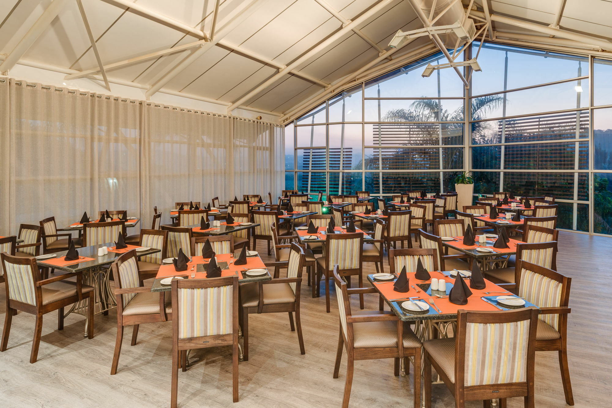 Protea Hotel By Marriott Karridene Beach امانزيمتوتي المظهر الخارجي الصورة