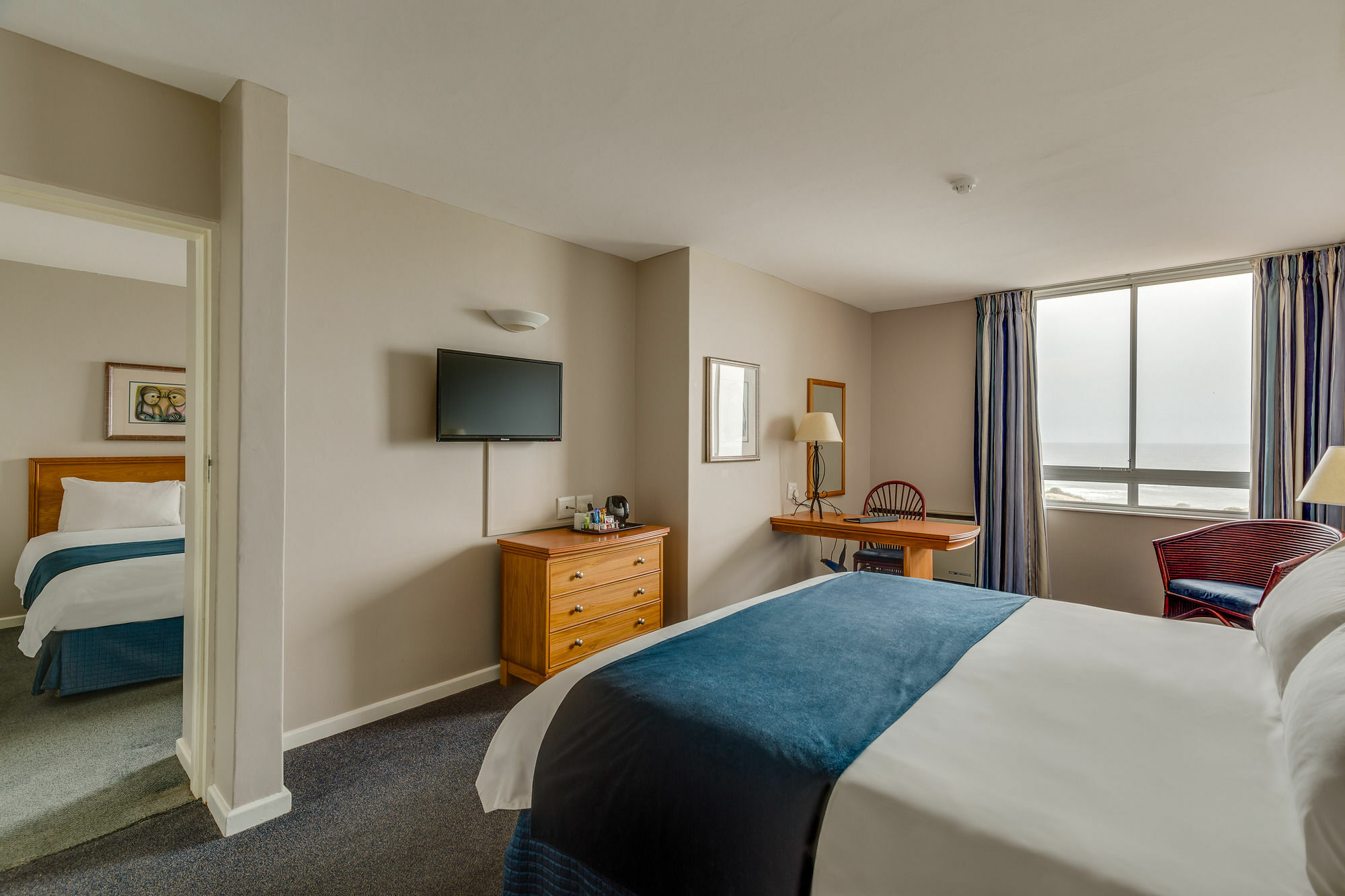 Protea Hotel By Marriott Karridene Beach امانزيمتوتي المظهر الخارجي الصورة